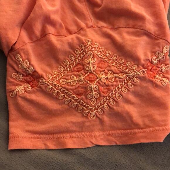 Lucky Brand Light Orange Knit Top Woman Size Large Embroidered Short Sleeve - Picture 7 of 7